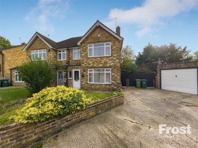 Stanwell, Staines-upon-Thames, Surrey - EAID:2640919782, BID:ASL